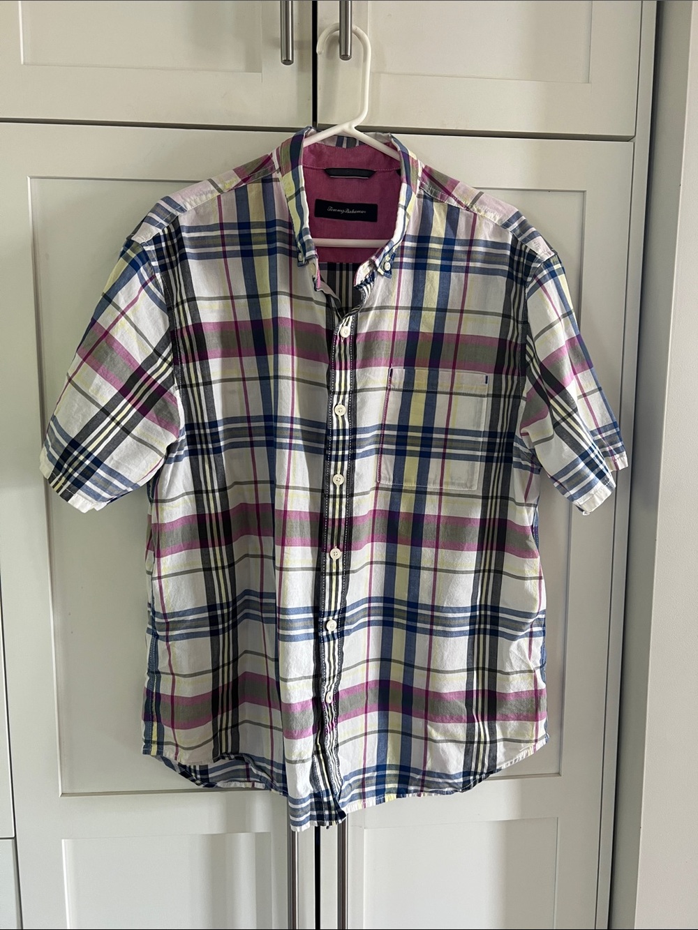 Tommy Bahama Short-Sleeve Plaid Button-Down in White, Blue & Pink
